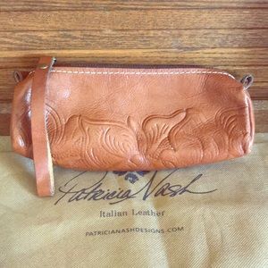 Patricia Nash makeup/jewelry bag